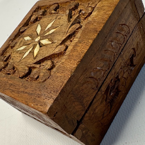 VTG 70s Handcrafted Carved Wooden Box Abalone Shell Star Small Lined India - Picture 4 of 5